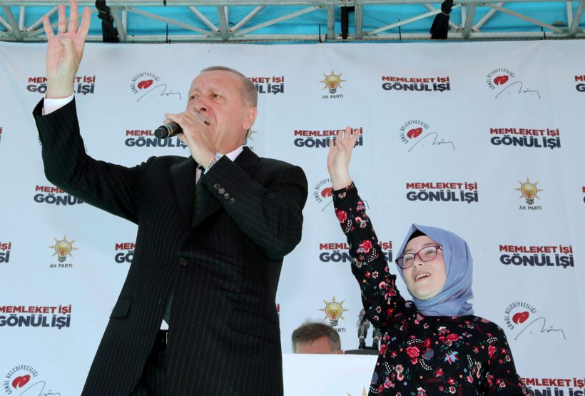 Cumhurbaşkanı Erdoğan, kendisine mektup yazan Şevval'le sahnede buluştu - Resim: 4