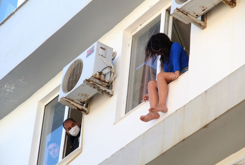 Antalya'da eski hostes otelde polislere adeta ecel teri döktürdü! Meğer 2 ay önce... - Resim: 4