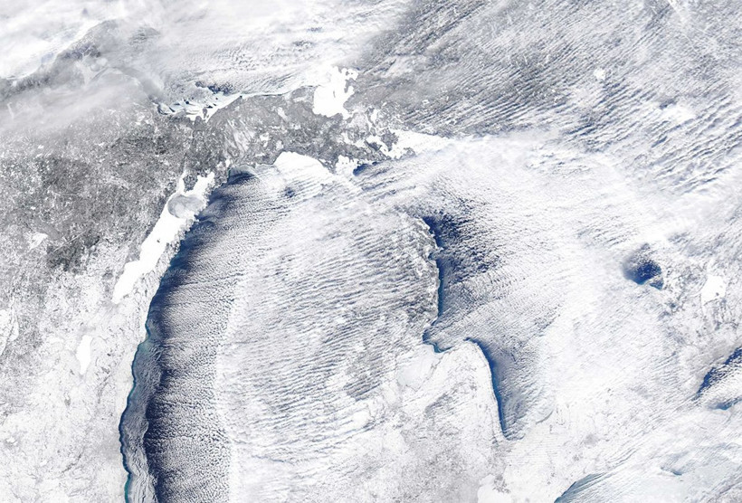 ABD'de 3 saatte sıcaklık 33 derece düştü! Kar yağışı başladı - Resim: 1