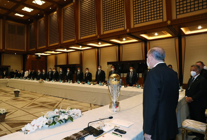 Cumhurbaşkanı Recep Tayyip Erdoğan, Beşiktaş'ı kabul etti - Resim: 2