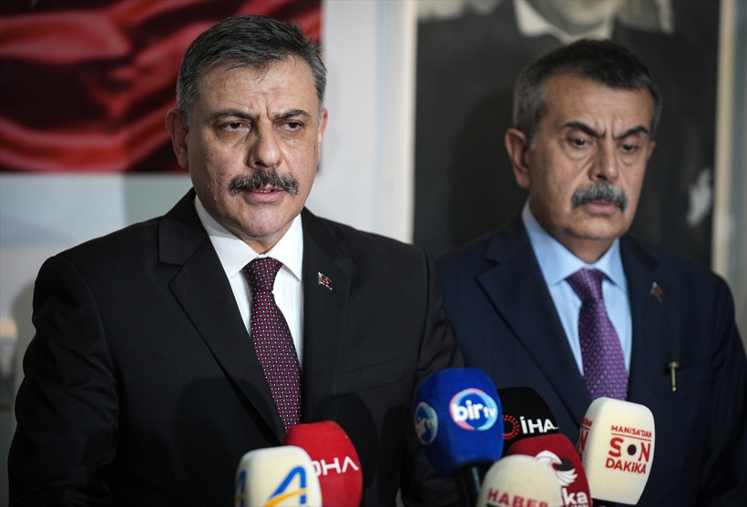 Bakanlar Manisa'da! Mustafa Çiftçi açıkladı: Saldırıda yaralanan 3 çocuğun durumu kritik - Resim: 0