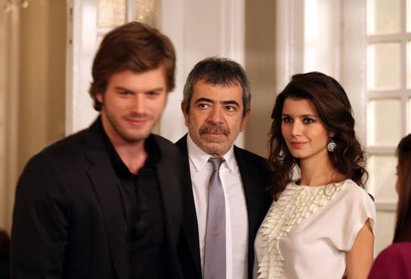 Emine Bulut cinayetinin ardından Aşk Ağlatır dizisine tepki yağdı! - Resim: 3