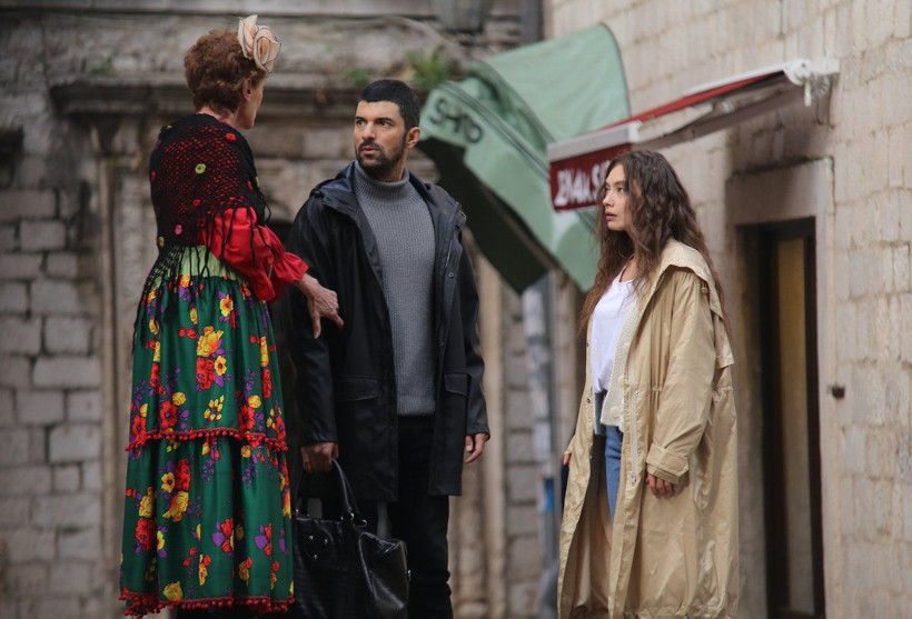 Star TV Sefirin Kızı dizisine flaş transfer! Sezon finali öncesi renk gelecek - Resim: 1