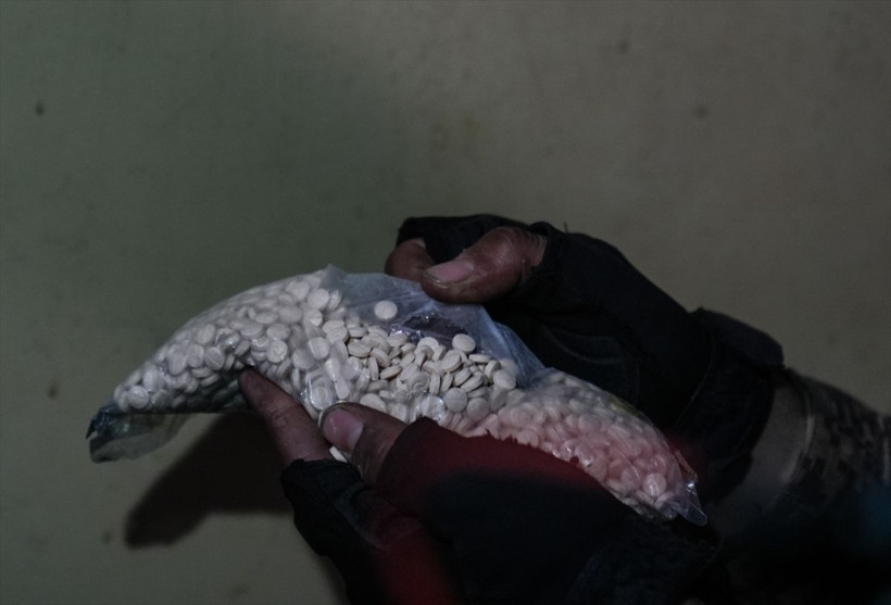 Suriye'de Esad rejiminin en büyük gelir kaynağıydı yakılarak imha edildi - Resim: 4