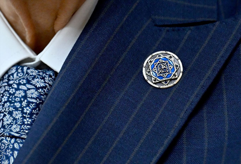 MHP lideri Devlet Bahçeli'nin rozet ve yüzüğü dikkat çekti! - Resim: 3