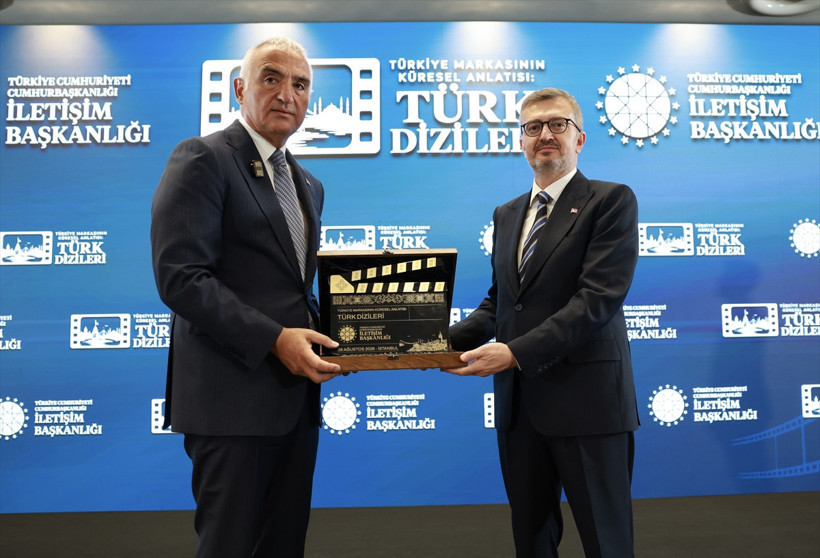 İletişim Başkanı Burhanettin Duran'dan Türkiye Markasının Küresel Anlatısı programında çok özel sözler - Resim: 2