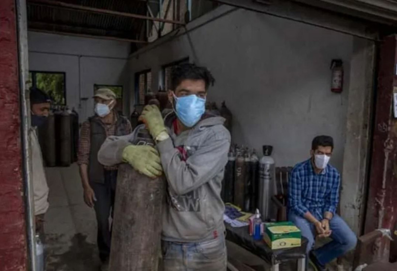 Yürüyerek gittiği hastanede 4 gün sonra öldü! Toplu tecavüz skandalı ortaya çıktı - Resim: 3