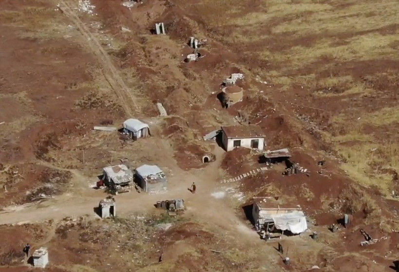 PKK'lı teröristlerin Tel Rıfat ve çevre köylerde hazırlık görüntüleri - Resim: 4