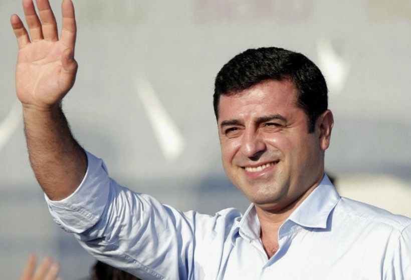 Pervin Buldan paylaştı! Selahattin Demirtaş'ın son hali... - Resim: 1