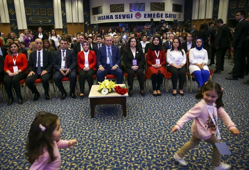 Erdoğan'a aldırmadan oyun oynadılar! - Resim: 2