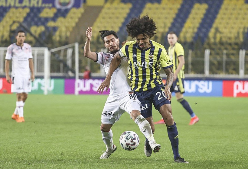 Emre Belözoğlu için şok sözler: Fenerbahçe'de bir numaralı sorumludur ilişiği kesilmeli - Resim: 2