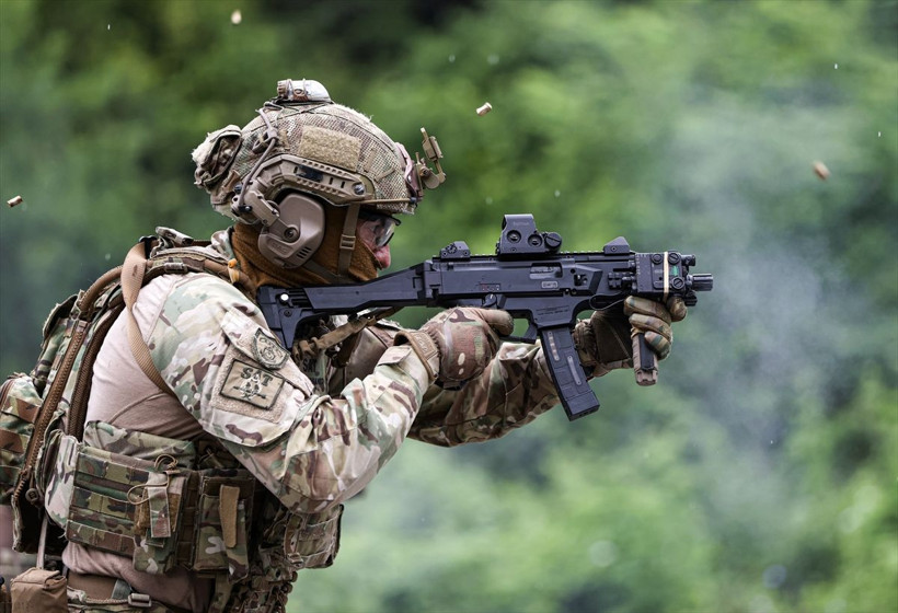 SAT'ların görüntüleri ilk kez bu kadar net! Düşmanı titretecek fotoğraflar - Resim: 1