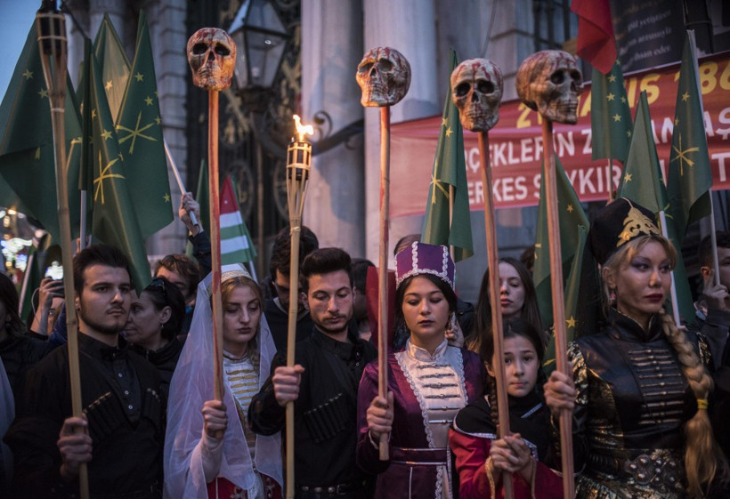 Çerkes Sürgünü  Taksim'de anıldı - Resim: 4