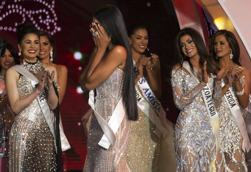 Güzellik yarışmasında fuhuş skandalı oyuncular şarkıcılar da var - Resim: 2