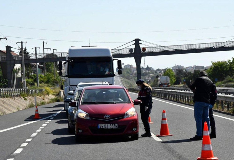 İstanbul'da seyahat kısıtlamasını yanlış anlayan yazlıkçılar tek tek geri çevriliyor - Resim: 4
