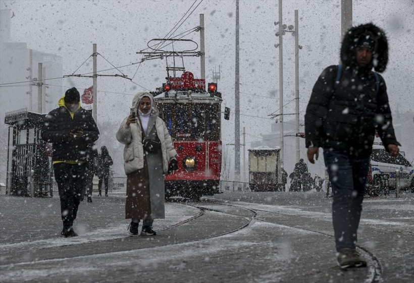 İstanbul'a kar en fazla o gün yağacak! Meteoroloji açıkladı Kocaeli, Bursa, Konya, Balıkesir, Antalya, Diyarbakır... - Resim: 1