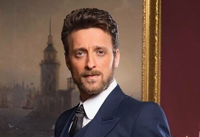 Payitaht Abdülhamit'in ünlü oyuncusuna taksiciden 'kısa mesafe' dayağı! Burnu kırıldı, bileği ve parmakları çatladı - Resim: 1