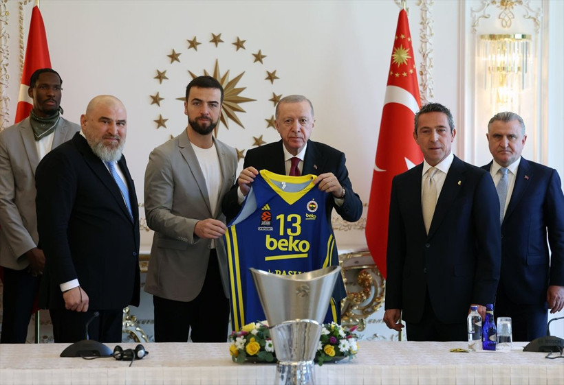 Cumhurbaşkanı Erdoğan, Fenerbahçe Erkek Basketbol Takımı'nı kabul etti - Resim: 4