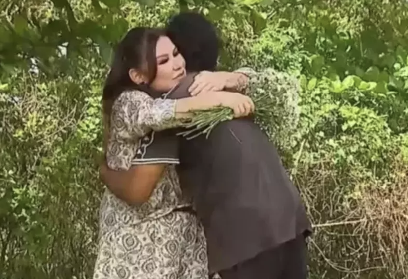 Survivor'da 23 yıllık küslük bitti! Deniz Seki ve Bayhan'ın sarılması olay... - Resim: 3