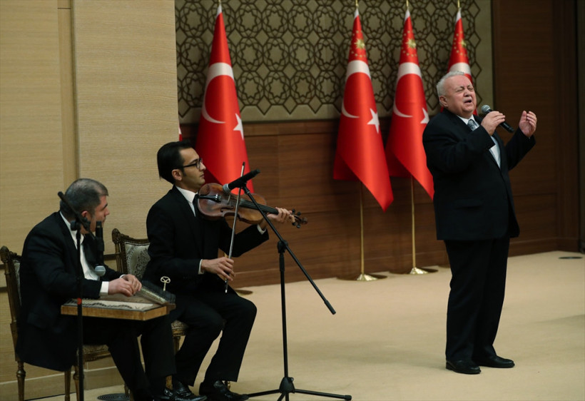 Cumhurbaşkanı Erdoğan Amir Ateş'ten şarkı isteyince... - Resim: 1