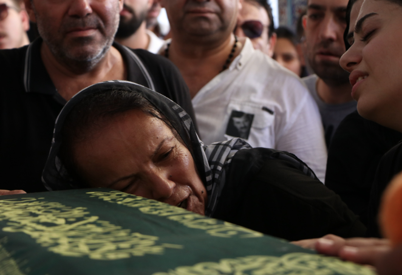 Selahattin Özdemir'in cenazesinde şarkı söylendi kızları gözyaşlarına boğuldu - Resim: 3