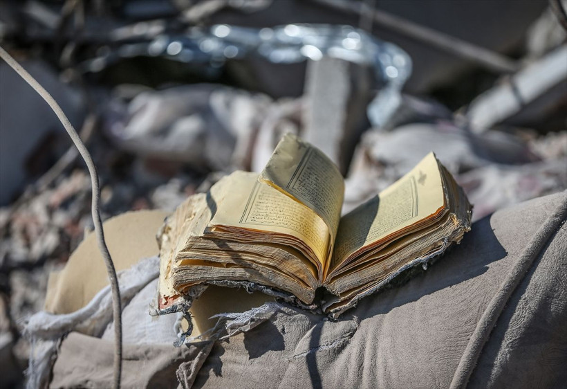 İzmir depreminden geriye kalanlar yürek burktu! Enkazdan gelen o ses çok duygulandırdı - Resim: 3