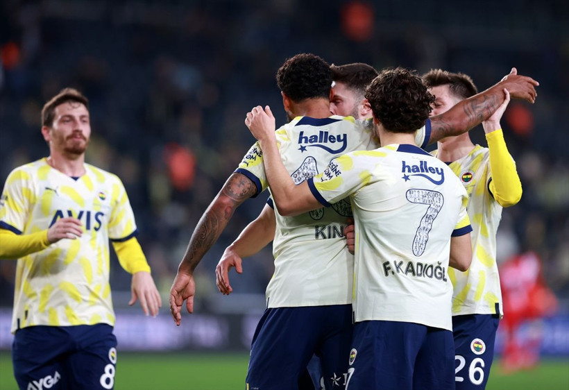 İngiliz devi Attila Szalai'yi istiyor! Fenerbahçe'ye sürpriz takas teklifi - Resim: 3