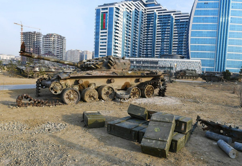 Azerbaycan'da Askeri Ganimet Parkı açıldı Karabağ'da Ermeni ordusundan ele geçirildi - Resim: 11