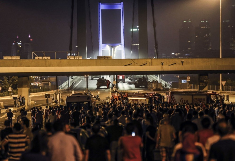 15 Temmuz 2016 saat 22.00! 1 yıl sonra aynı yere bir daha bakın! - Resim: 3
