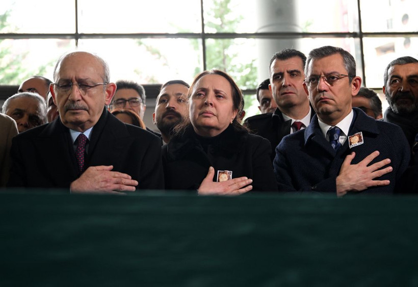 CHP lideri Özgür Özel ve Kemal Kılıçdaroğlu cenaze törenine katıldı - Resim: 2