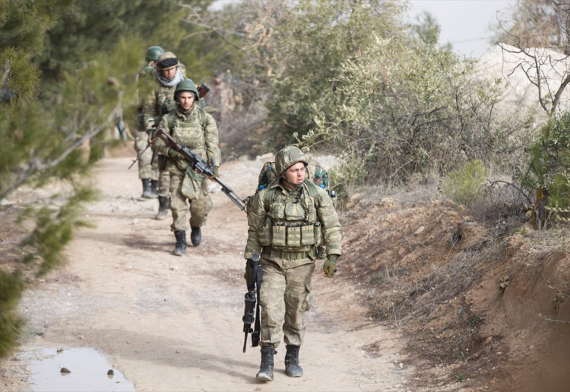 Mehmetçik Azez'den böyle girdi işte ilk görüntüler - Resim: 3