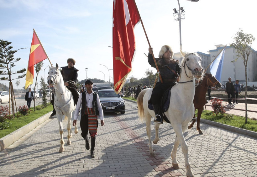 Diriliş Ertuğrul hayranı Nicolas Maduro: Bu dizi sayesinde Müslüman olacağım - Resim: 2