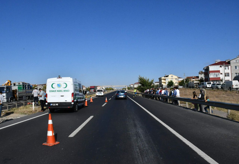 Tekirdağ'da kazada ölen amcasını gözyaşları içinde teşhis etti! - Resim: 3