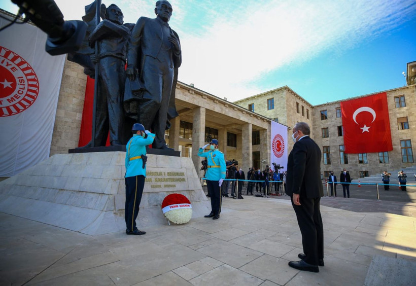 23 Nisan törenleri TBMM'de yapıldı! Birinci Meclis'te tören düzenlendi - Resim: 2