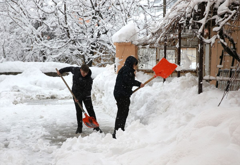 70 ilde hava sıcaklığı sıfırın altına düştü! O il resmen buz tuttu -19,9'u gördü - Resim: 3