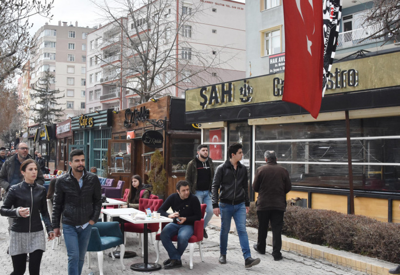 Konyalı kafe sahipleri eylemde: 1 hafta süre verildi! - Resim: 1