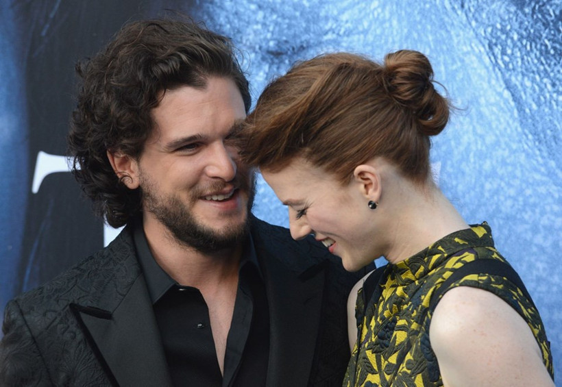 Rose Leslie Jon Snow'u evden kovuyor sebebiyse... - Resim: 4