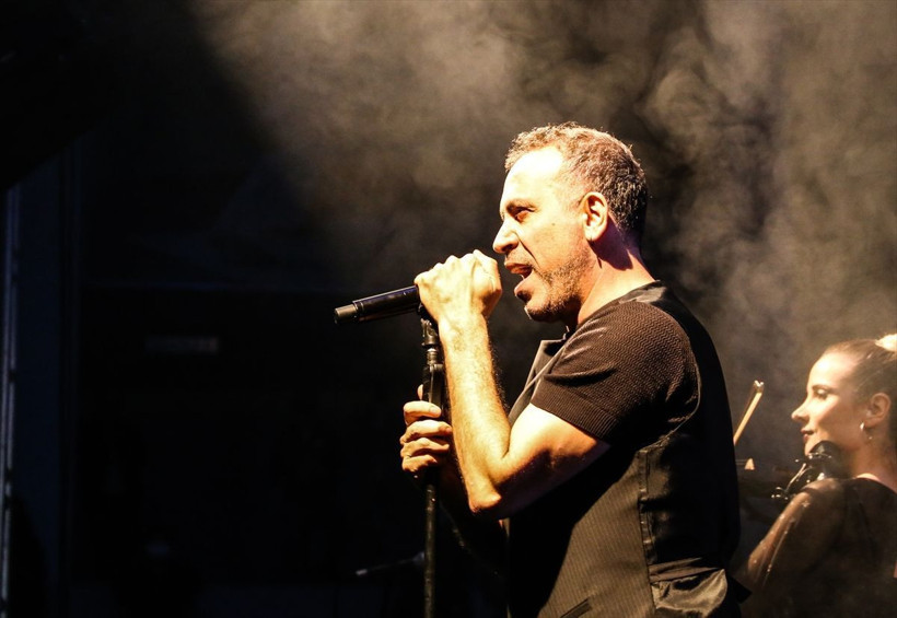 Haluk Levent resmen bombaladı! Cem Yılmaz ile 'vurgun' polemiği alevleniyor - Resim: 4