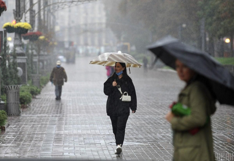 İstanbul'da sıcaklık 6 derece birden düşecek! Meteoroloji uyardı: Sağanak geri geliyor - Resim: 1