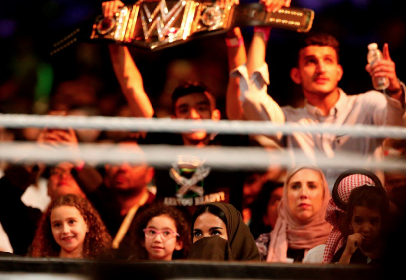 Suudi Arabistan'da bir ilk! Kadınların güreşi ağızları açık bıraktı - Resim: 3