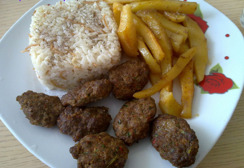 Kıbrıs köfte nasıl yapılır sofraları şenlendiren lezzet! - Resim: 2