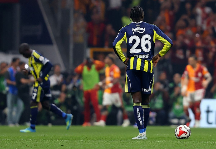 Trio ekibi, derbiyi yöneyen hakem Yasin Kol'a ateş püskürdü! 1 penaltı, tam 5 kırmızı kart atlandı - Resim: 4