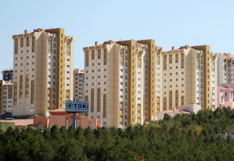 TOKİ'den emeklilere ayda 250 lira taksitle ev - Resim: 2