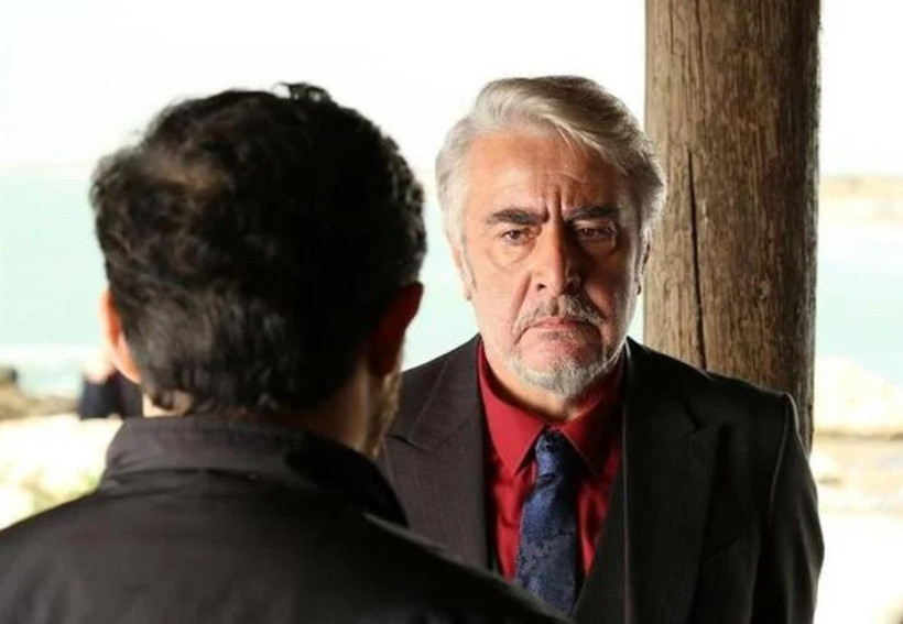 'Utanıyorum' deyip açıkladı! Yıllar sonra acı itirafıyla Uğur Yücel yürekleri dağladı: Meğer babası... - Resim: 3