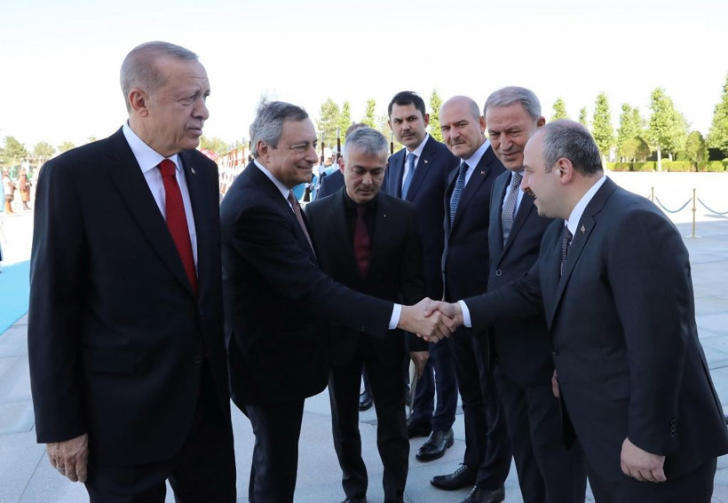 İtalya Başbakanı Draghi'ye resmi törenli karşılama - Resim: 1