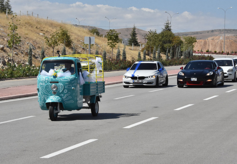 Koç ile koyunun nikah şahidi Pascal Nouma oldu - Resim: 3