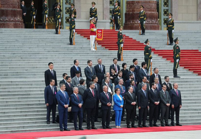 Cumhurbaşkanı Recep Tayyip Erdoğan Erdoğan, Çin’de resmi törenle karşılandı - Resim: 1