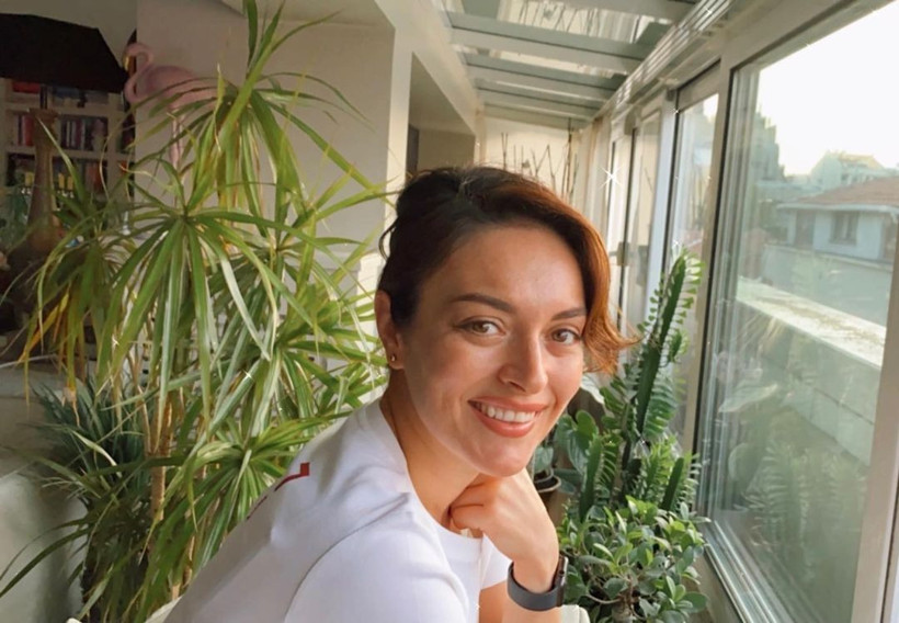 Ezgi Mola karanlık dönemini itiraf etti! Masumlar Apartmanı'nın yıldızı 'çenem titredi' deyip anlattı - Resim: 2