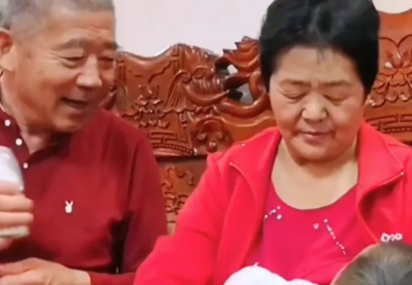 67 yaşında doğum yapan kadını görenler şaştı kaldı! Kadının hali 'pes' dedirtti - Resim: 1