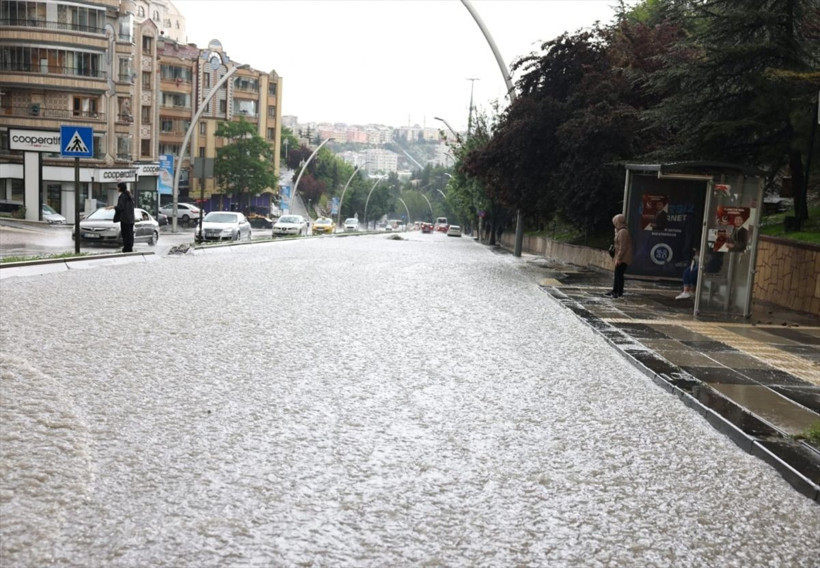 Kuvvetli yağış alarmı! Mansur Yavaş uyardı 'afet düzeyi'nde dedi, izinler iptal edildi - Resim: 3